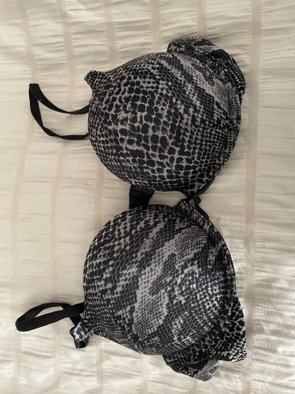 Victoria Secret's Bombshell Plunge Bra